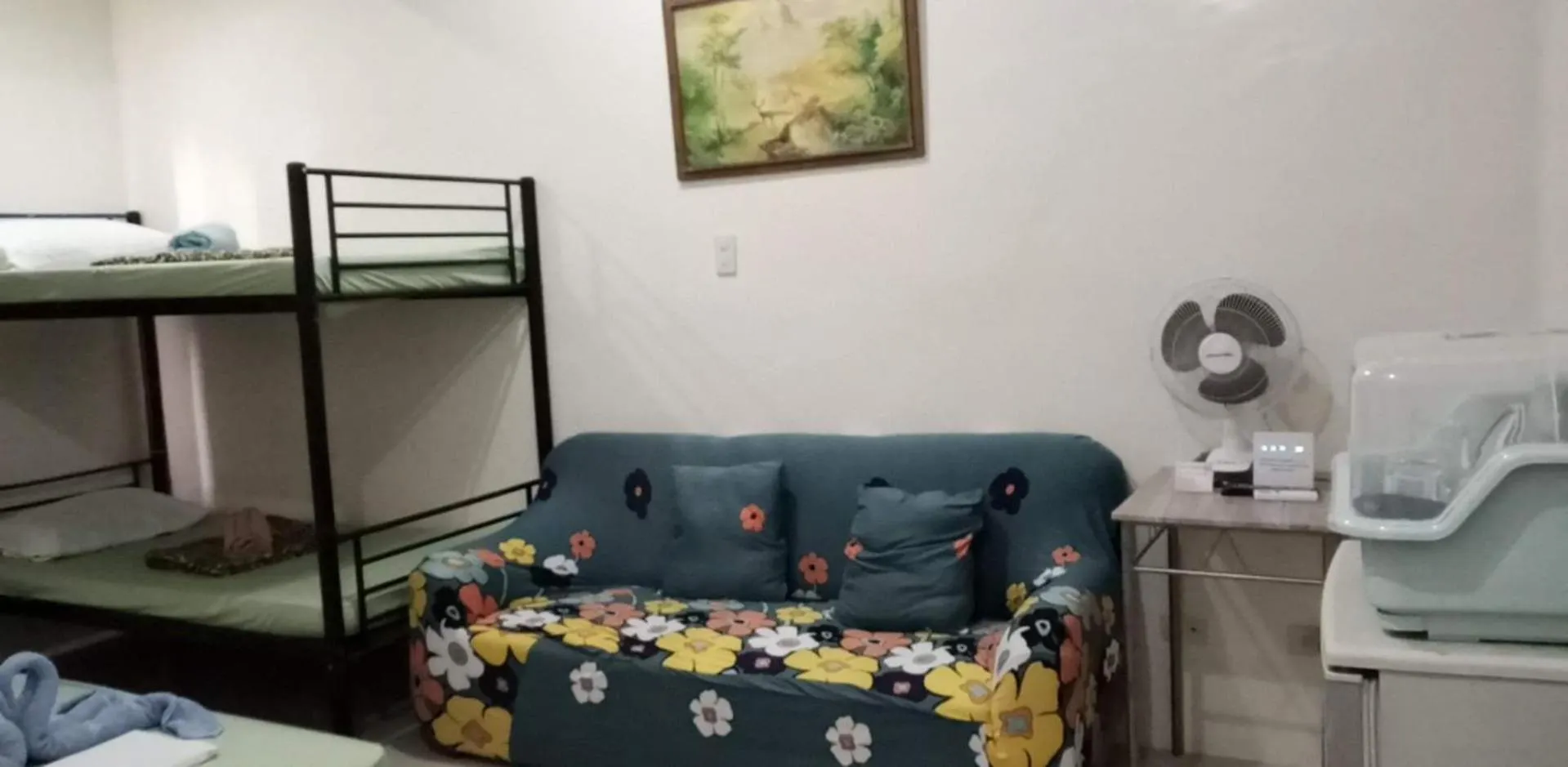 Hotel Your City•Home Apartment Paranaque City